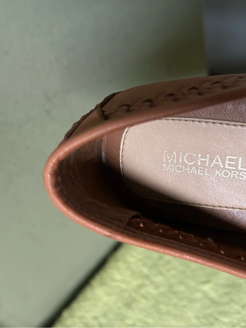 NWOB Michael Kors Tan Leather MK Logo Ballet Flats Sz 7.5
